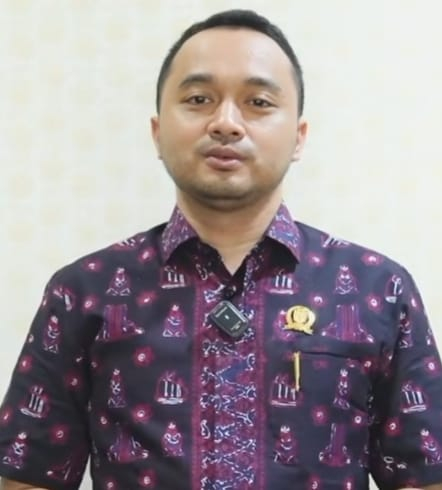 Khalis Mustiko, SH (Ketua DPRD Tebo)